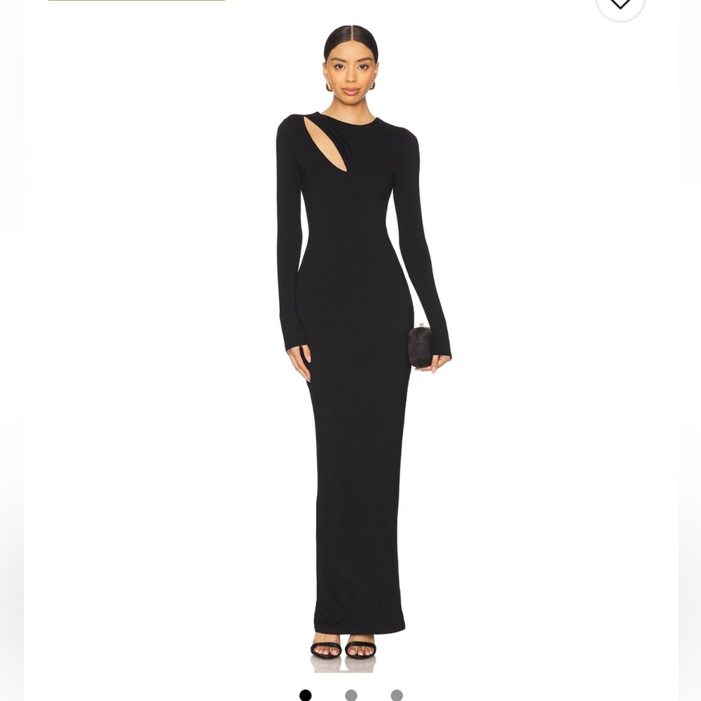 Superdown Elegant Black Maxi Dress